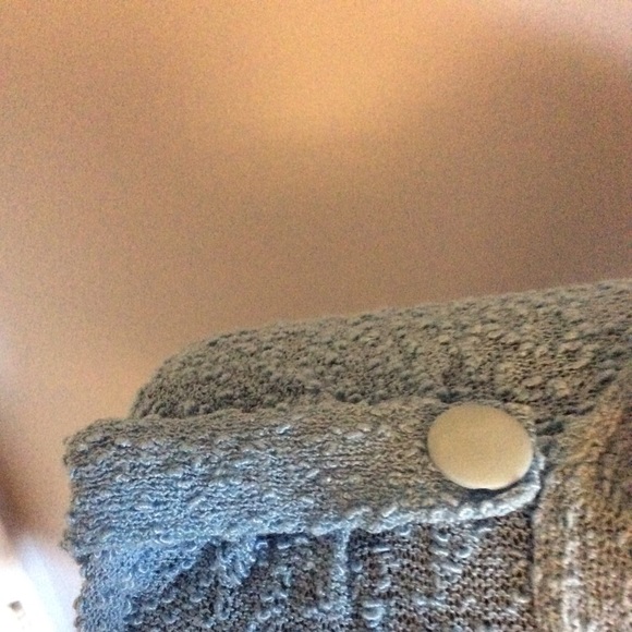 Vintage 80s Baby Blue Sleeveless Top ππ©π»βπ€ - Picture 2 of 3